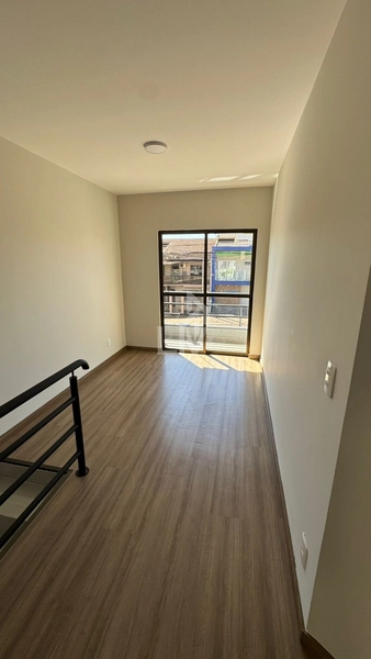 Sobrado com 1 suíte e 2 quartos a venda - Country - Cascavel/PR: 13ª foto da galeria de imagens do imóvel