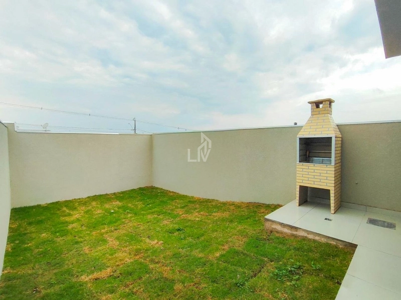 : 2ª foto da galeria de imagens do imóvel