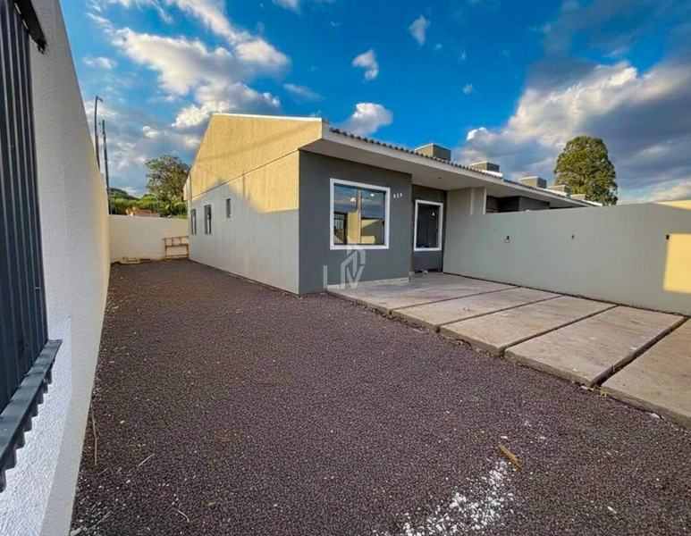 Casa com 3 quartos  a venda - Interlagos - Cascavel/PR: 2ª foto da galeria de imagens do imóvel