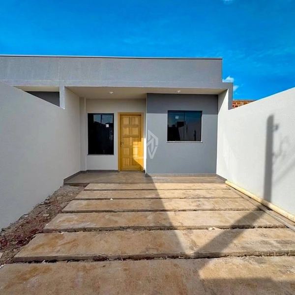 Casa com 2 quartos  a venda - Madrid - Cascavel/PR: 1ª foto da galeria de imagens do imóvel
