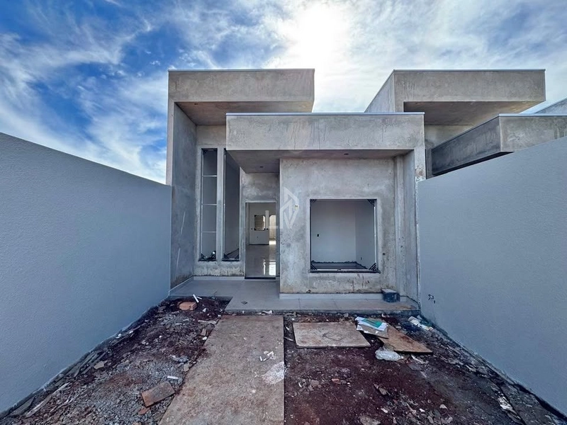 Casa Suite e 2 Quartos  a venda - Vale Verde - Cascavel/PR: 1ª foto da galeria de imagens do imóvel