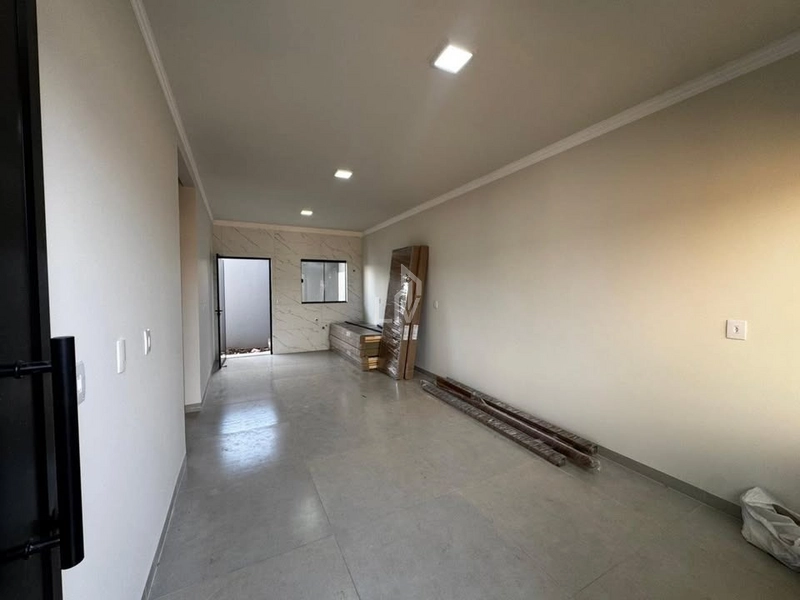 Casa com 2 Quartos a venda - Madrid - Cascavel/PR: 2ª foto da galeria de imagens do imóvel