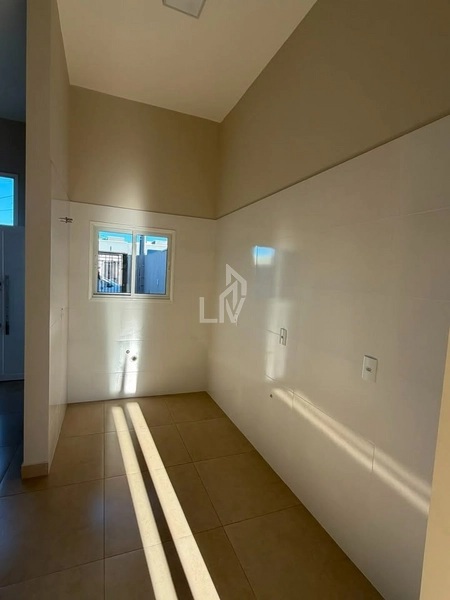 Casa com 1 Suíte e 1 Quarto a venda - Madrid - Cascavel/PR: 3ª foto da galeria de imagens do imóvel