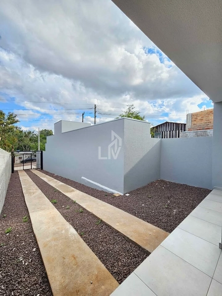 Casa de fundos com 2 Quartos a venda - Brasilia - Cascavel/PR: 2ª foto da galeria de imagens do imóvel