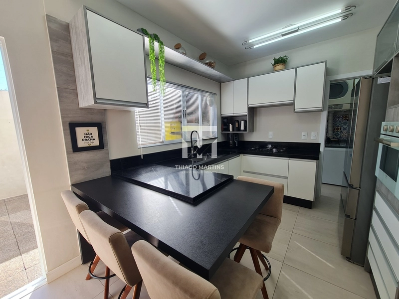 SOBRADO EM CONDOMÍNIO FECHADO SEMI-MOBILIADO Á VENDA NO COUNTRY: 10ª foto da galeria de imagens do imóvel