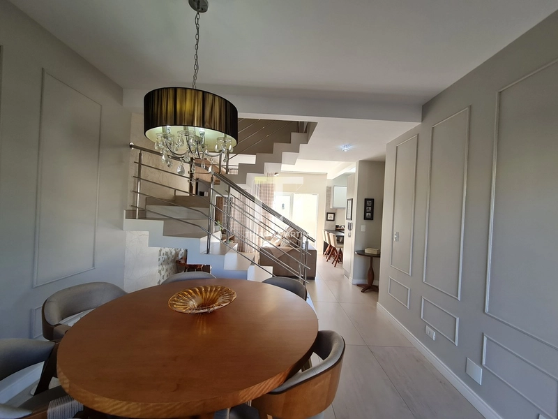 SOBRADO EM CONDOMÍNIO FECHADO SEMI-MOBILIADO Á VENDA NO COUNTRY: 4ª foto da galeria de imagens do imóvel