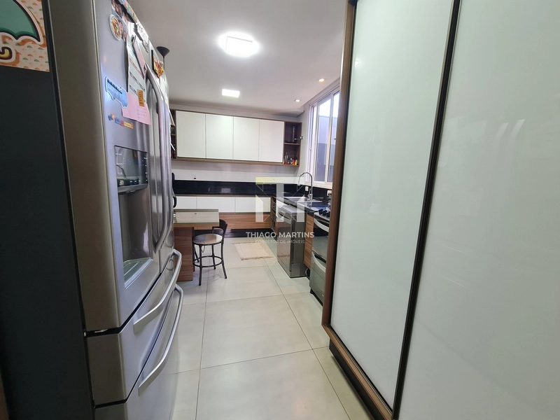 SOBRADO SEMIMOBILIADO VENDA OU LOCAÇÃO EM CONDOMÍNIO FECHADO: 7ª foto da galeria de imagens do imóvel