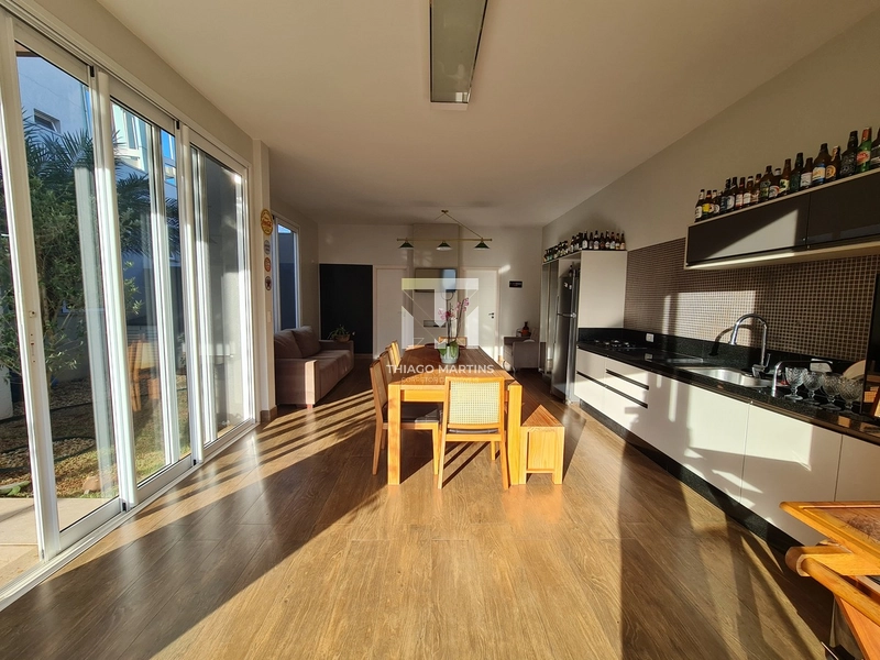 SOBRADO SEMIMOBILIADO VENDA OU LOCAÇÃO EM CONDOMÍNIO FECHADO: 27ª foto da galeria de imagens do imóvel