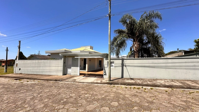 Duas Casas de Alto Padrão com Piscina no Centro de Santa Rosa do Sul: 12ª foto da galeria de imagens do imóvel
