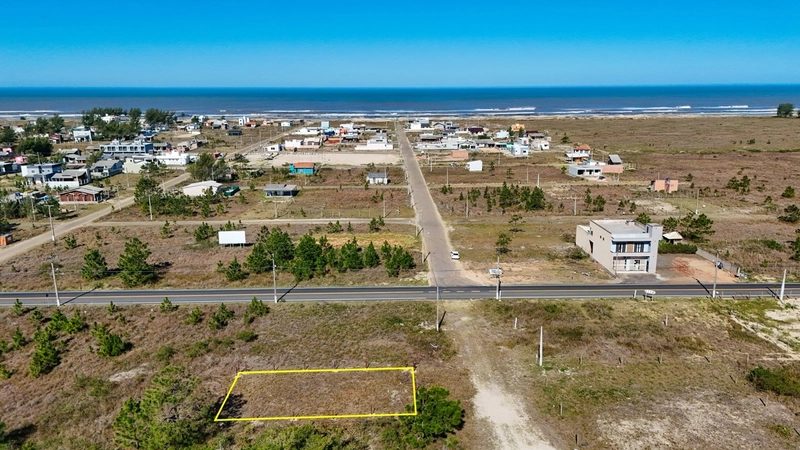 Terreno no Bairro Tapera – Passo de Torres: 1ª foto da galeria de imagens do imóvel
