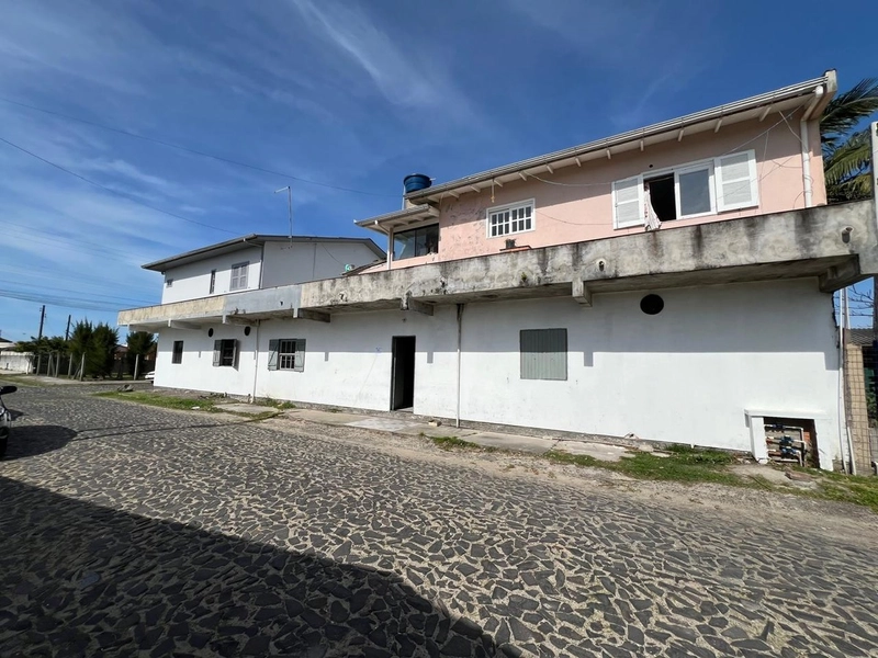Prédio de Esquina com Ponto Comercial e Duas Residências no Bairro Jar: 6ª foto da galeria de imagens do imóvel
