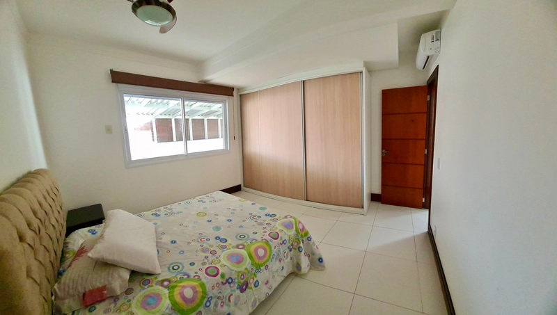Casa de Alto Padrão - Terceira Avenida: 18ª foto da galeria de imagens do imóvel