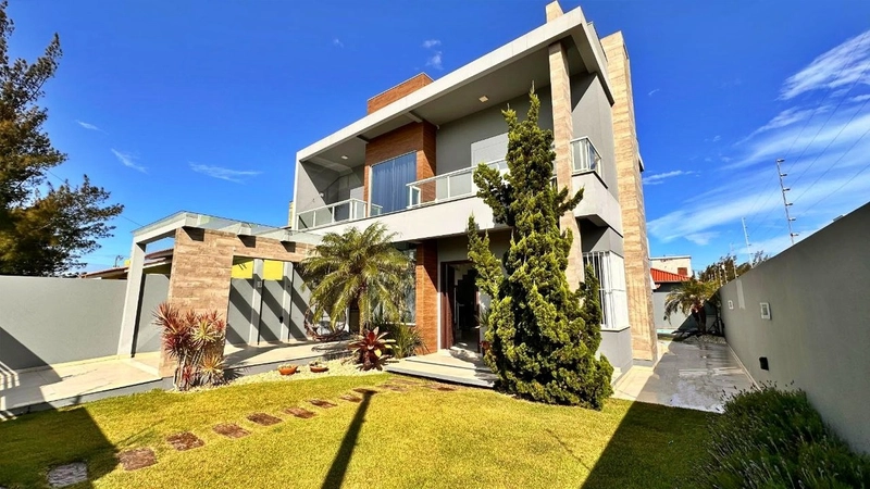 Oportunidade! Casa à Venda a 100 Metros da MAR em BALNEÁRIO GAIVOTA/SC: 1ª foto da galeria de imagens do imóvel