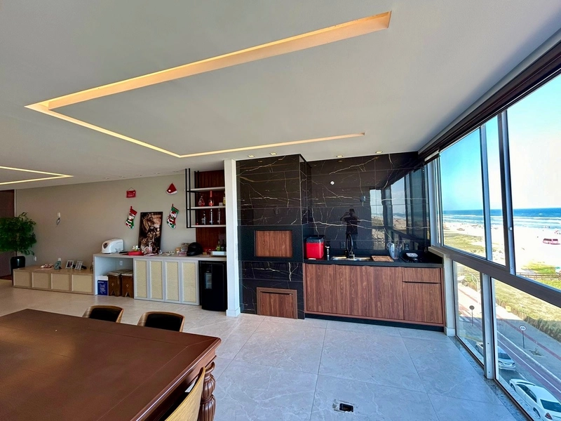 Apartamento Frente Mar no Edifício mariskão – Alto Padrão e Totalmente: 1ª foto da galeria de imagens do imóvel
