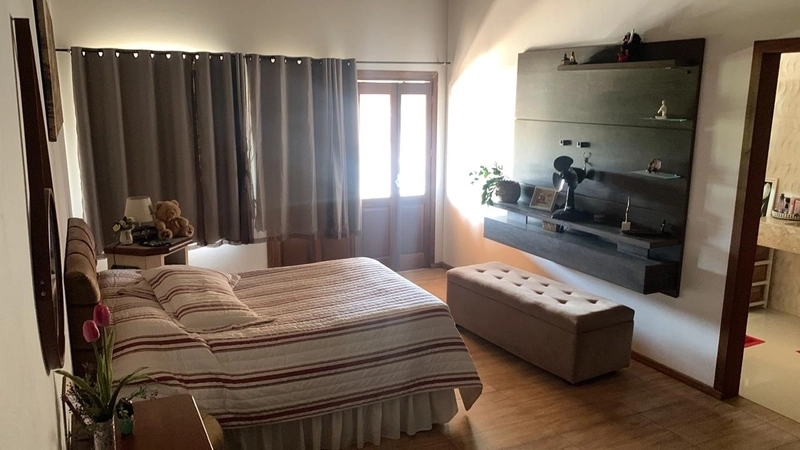 Casa de 230m² com Piscina e Área Gourmet no Centro de Balneário Gaivot: 8ª foto da galeria de imagens do imóvel