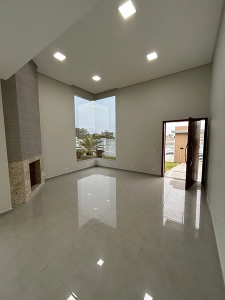 Casa Alto Padrão com 180m² em Terreno de Esquina no Turimar: 3ª foto da galeria de imagens do imóvel