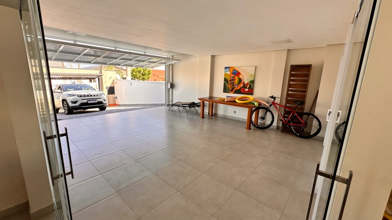 Casa de Alto Padrão com Terraço e Piscina - Balneário Gaivota/SC: 16ª foto da galeria de imagens do imóvel