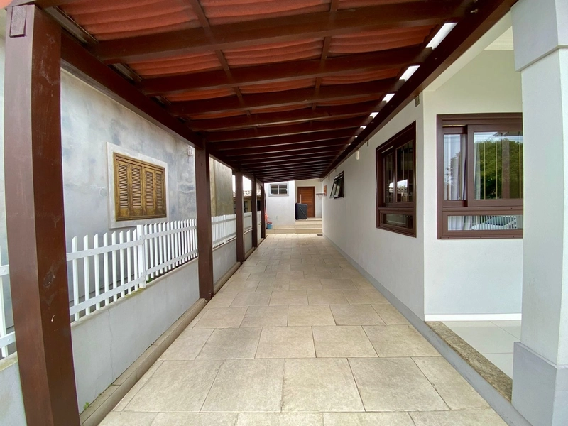 Casa Térrea e Sobrado com Espaço Gourmet: 3ª foto da galeria de imagens do imóvel