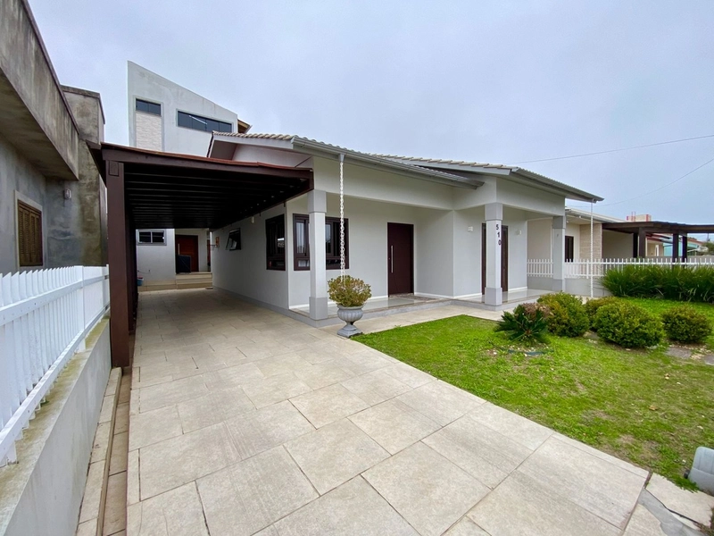 Casa Térrea e Sobrado com Espaço Gourmet: 1ª foto da galeria de imagens do imóvel