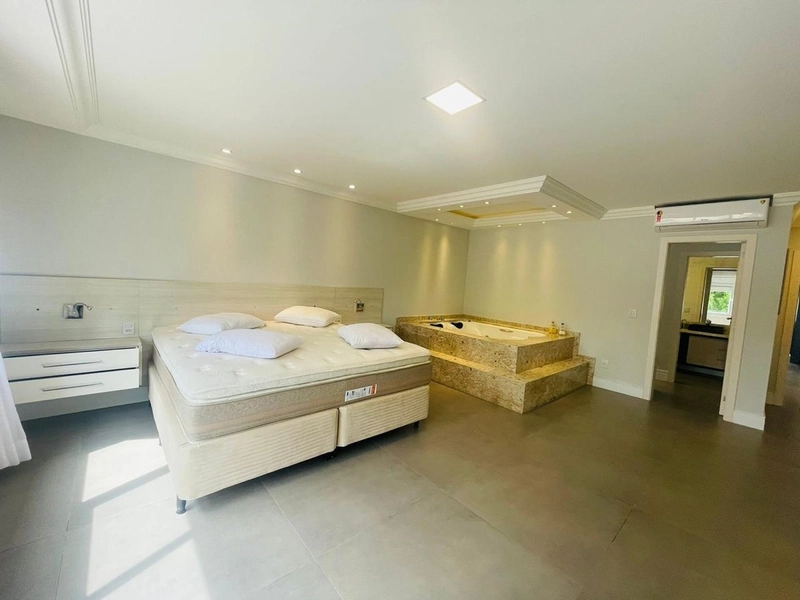 Casa mobiliada e decorada, com 3 dormitórios, 2 suítes e piscina: 15ª foto da galeria de imagens do imóvel