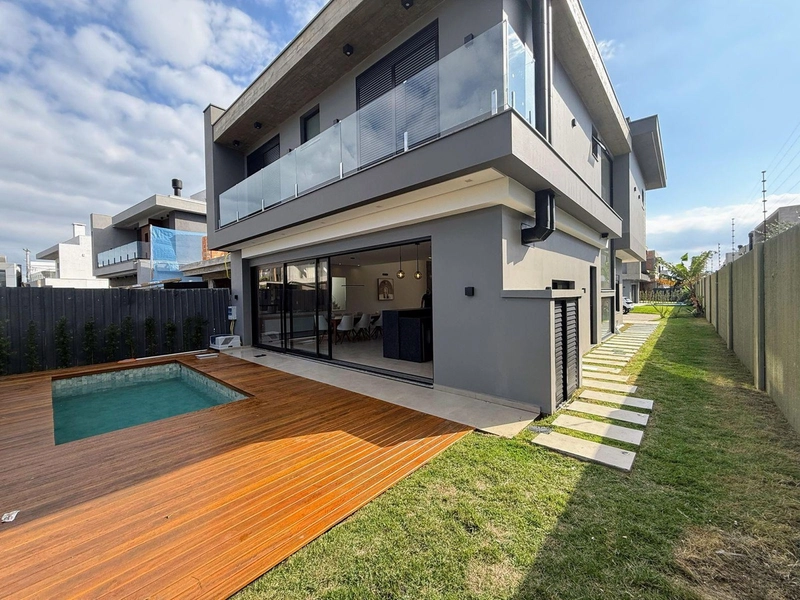 Casa mobiliada e decorada com 4 suítes e piscina no condomínio Sunset: 8ª foto da galeria de imagens do imóvel