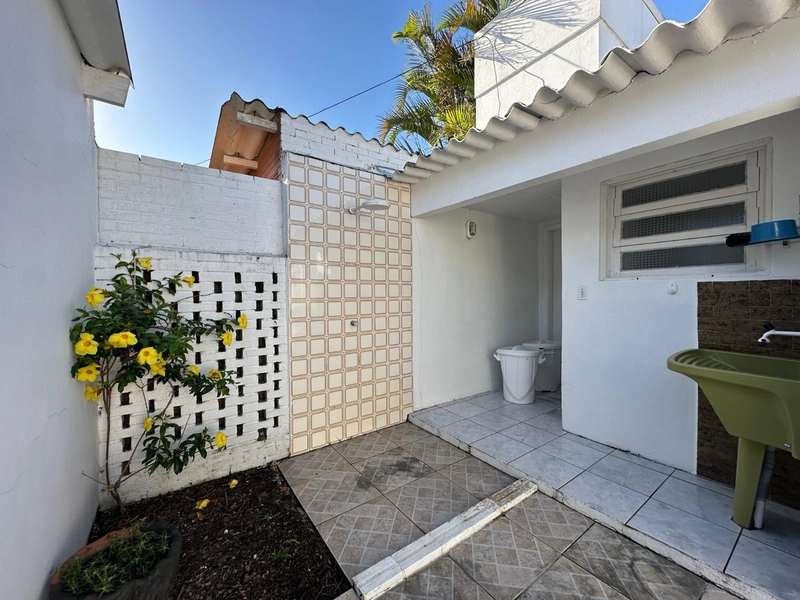 Casa com piscina e espaço gourmet em Atlântida: 7ª foto da galeria de imagens do imóvel