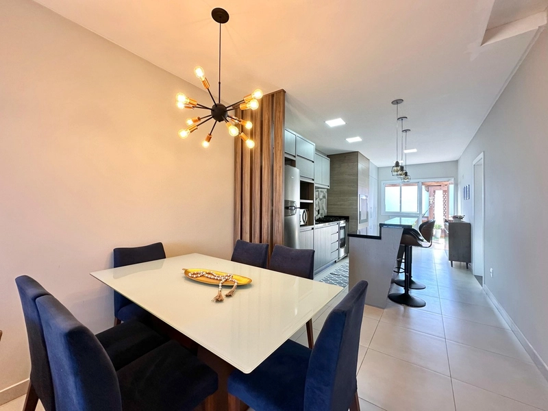 Casa mobiliada e decorada com 3 dormitórios no centro de Xangri-lá: 8ª foto da galeria de imagens do imóvel