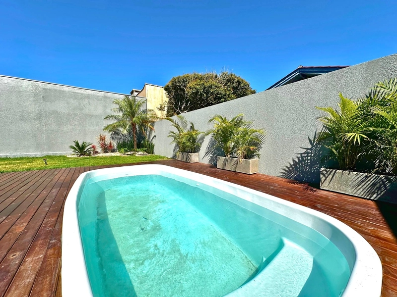 Casa mobiliada com 3 dormitórios, 1 suíte e piscina em Atlântida Sul: 20ª foto da galeria de imagens do imóvel