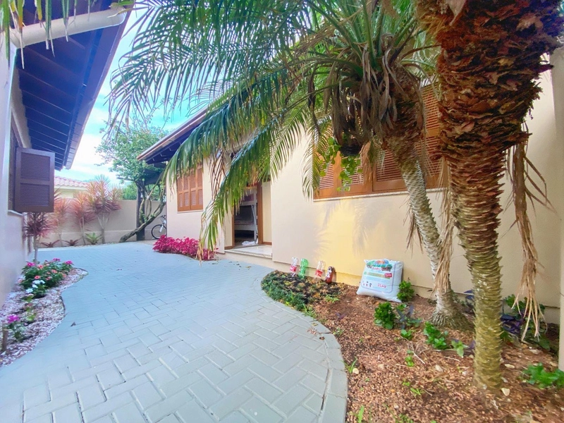 Casa com 5 dormitórios, sendo 2 suíte, em Xangri-lá: 22ª foto da galeria de imagens do imóvel