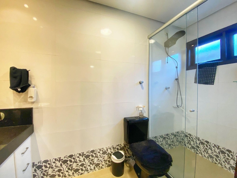 Casa com 5 dormitórios, sendo 2 suíte, em Xangri-lá: 14ª foto da galeria de imagens do imóvel