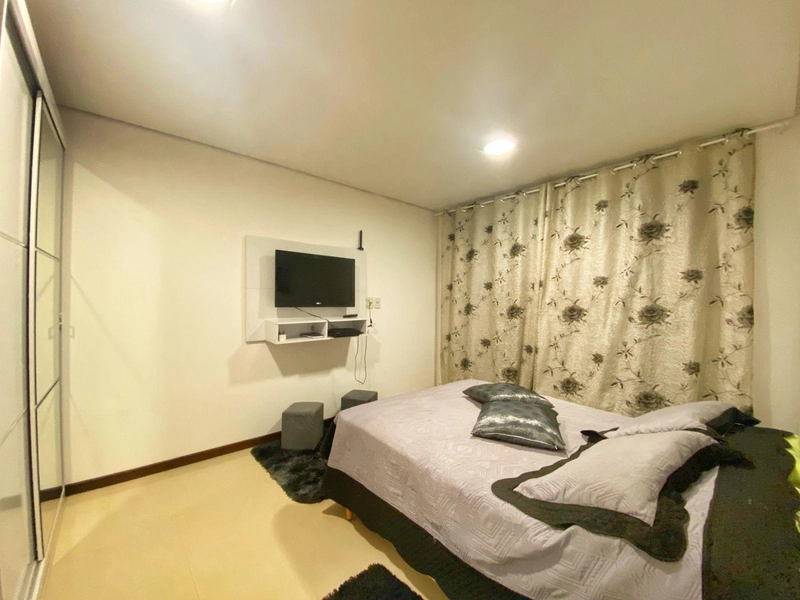 Casa com 5 dormitórios, sendo 2 suíte, em Xangri-lá: 11ª foto da galeria de imagens do imóvel