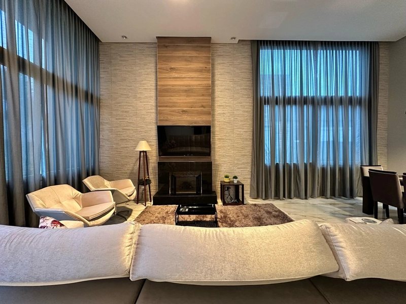 Casa mobiliada e decorada com 4 suítes e piscina no Quintas do Lago.: 4ª foto da galeria de imagens do imóvel