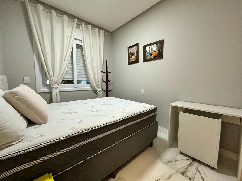 Casa mobiliada e decorada com 4 suítes e piscina no Quintas do Lago.: 15ª foto da galeria de imagens do imóvel