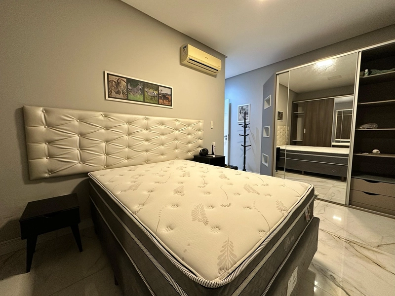 Casa mobiliada e decorada com 4 suítes e piscina no Quintas do Lago.: 20ª foto da galeria de imagens do imóvel