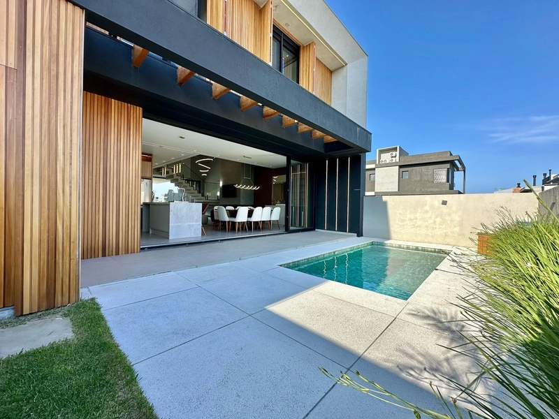 Sobrado mobiliado e decorado com 4 suítes e piscina no Sunset: 14ª foto da galeria de imagens do imóvel