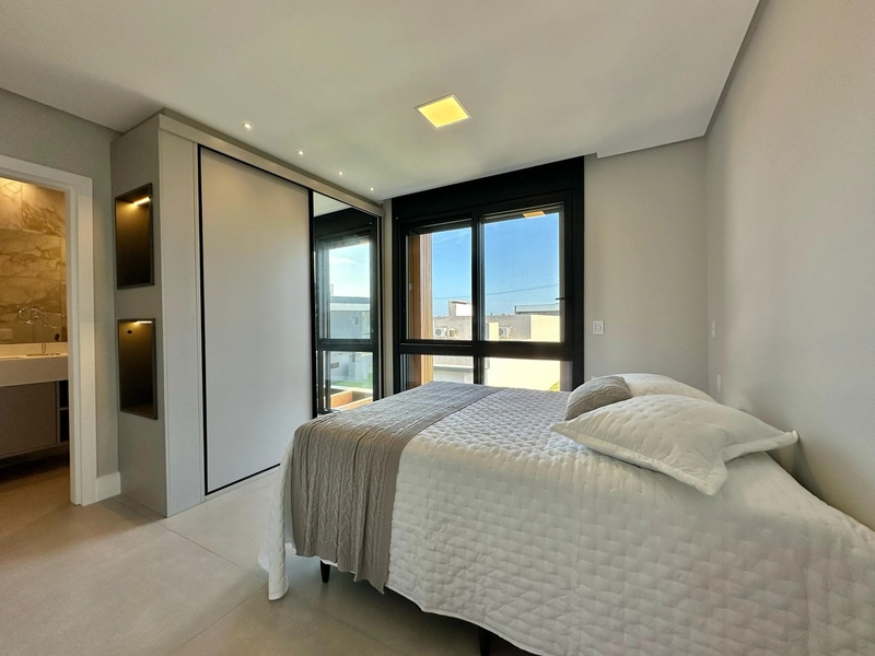 Sobrado mobiliado e decorado com 4 suítes e piscina no Sunset: 17ª foto da galeria de imagens do imóvel