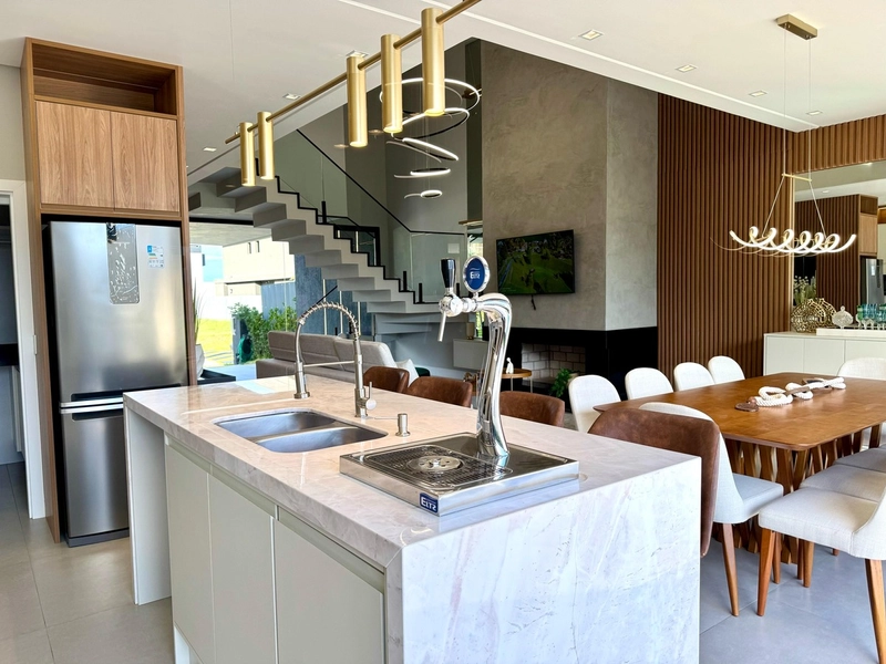 Sobrado mobiliado e decorado com 4 suítes e piscina no Sunset: 11ª foto da galeria de imagens do imóvel