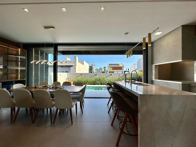 Sobrado mobiliado e decorado com 4 suítes e piscina no Sunset: 13ª foto da galeria de imagens do imóvel