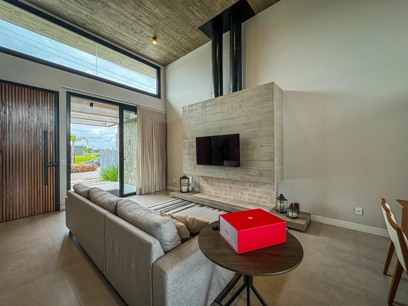 Casa mobiliada e decorada com 4 suítes piscina aquecida no Sunset: 2ª foto da galeria de imagens do imóvel