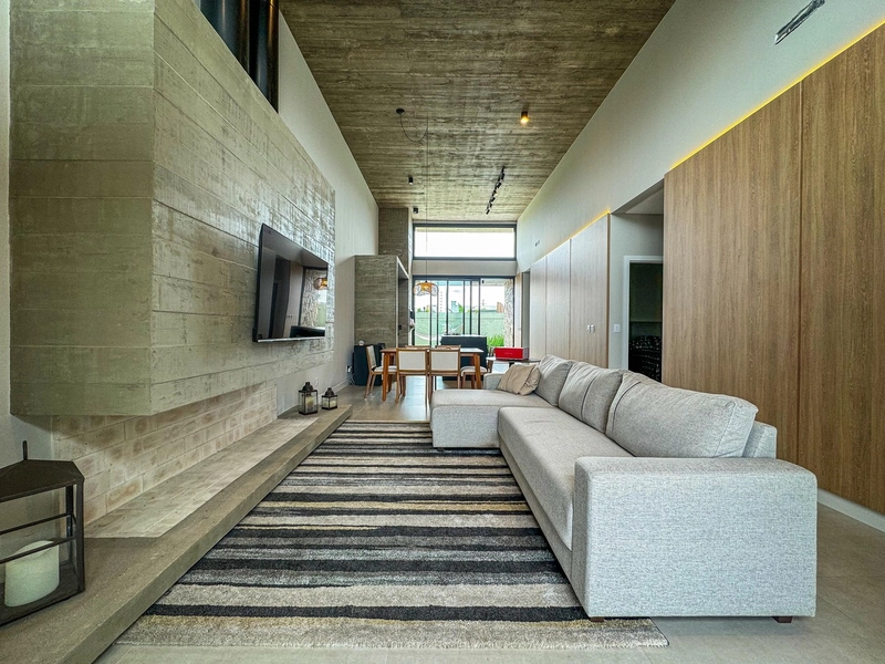 Casa mobiliada e decorada com 4 suítes piscina aquecida no Sunset: 3ª foto da galeria de imagens do imóvel
