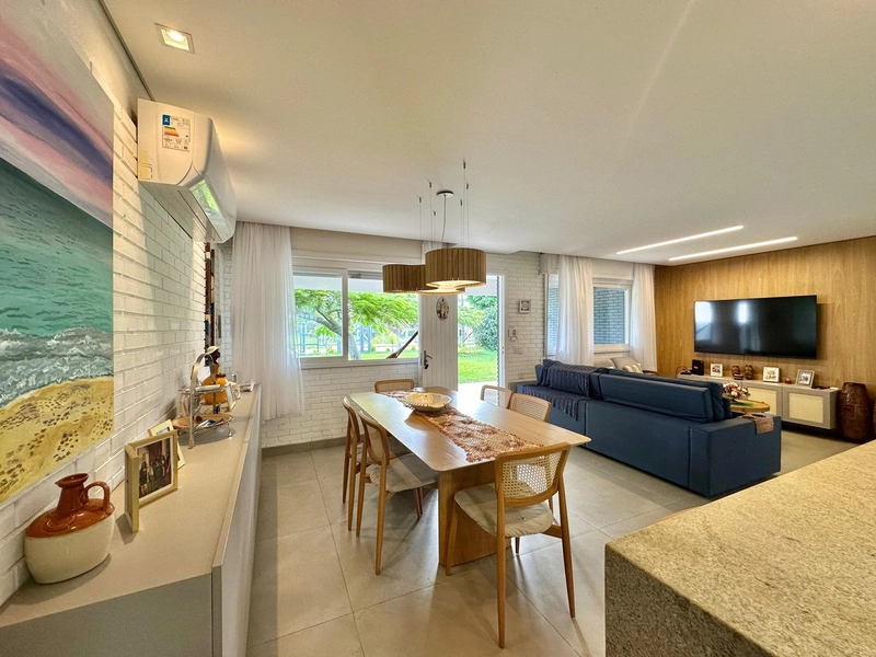 Casa mobiliada com 4 dormitórios em Atlântida: 8ª foto da galeria de imagens do imóvel