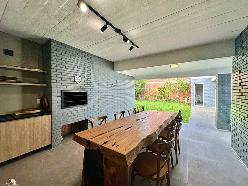 Casa mobiliada com 4 dormitórios em Atlântida: 13ª foto da galeria de imagens do imóvel
