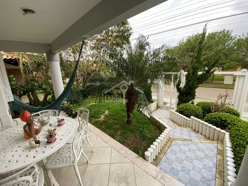 Casa com 3 dormitórios, 1 suíte, mobiliada, no centro de Xangri-lá.: 5ª foto da galeria de imagens do imóvel