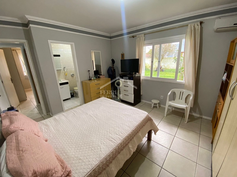 Casa com 3 dormitórios, 1 suíte, mobiliada, no centro de Xangri-lá.: 26ª foto da galeria de imagens do imóvel