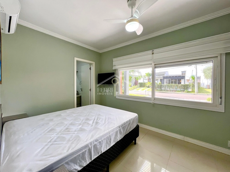 Casa com 4 suítes, mobiliada e piscina no Condomínio Quintas do Lago: 21ª foto da galeria de imagens do imóvel