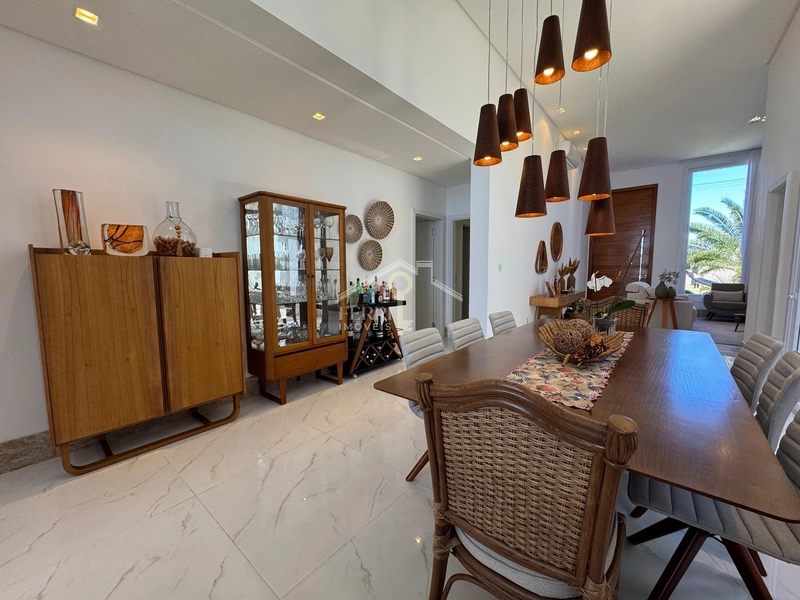 Casa beira-lago com 4 suítes e piscina no condomínio Riviera Xangri-lá: 8ª foto da galeria de imagens do imóvel