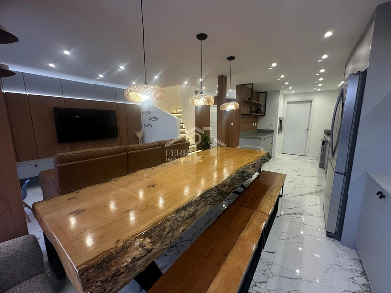 Sobrado mobiliado com 3 dormitórios e piscina no Pateo Marbella: 7ª foto da galeria de imagens do imóvel