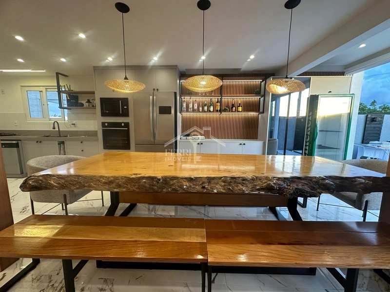 Sobrado mobiliado com 3 dormitórios e piscina no Pateo Marbella: 8ª foto da galeria de imagens do imóvel