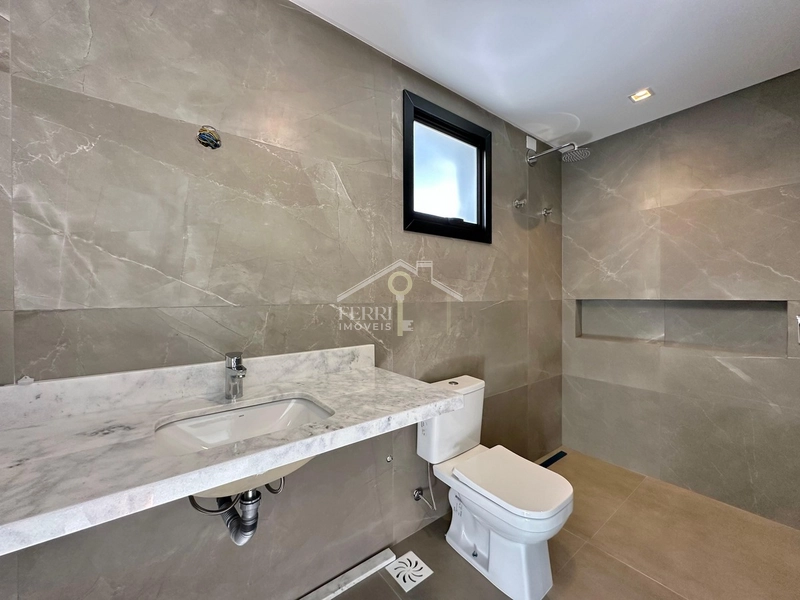 Sobrado novo com 4 suítes, mobiliado e decorado no centro de Xangri-lá: 21ª foto da galeria de imagens do imóvel
