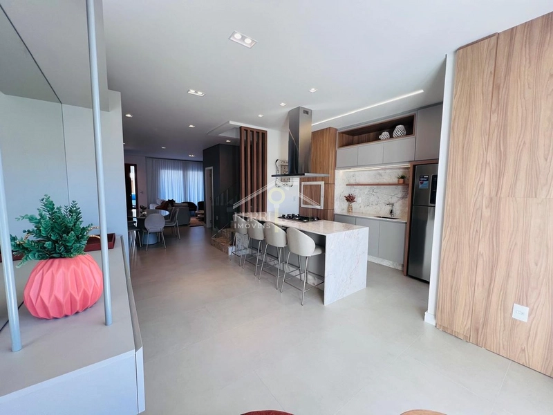 Casa beira lago no Condomínio Murano: 2ª foto da galeria de imagens do imóvel